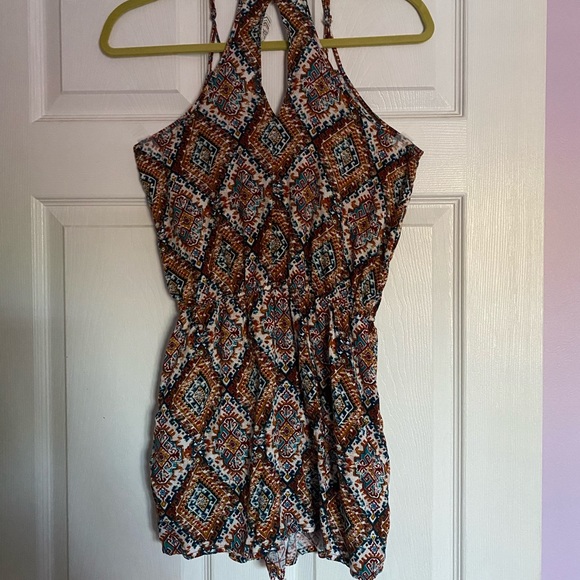 Multicolor Romper - Picture 3 of 6